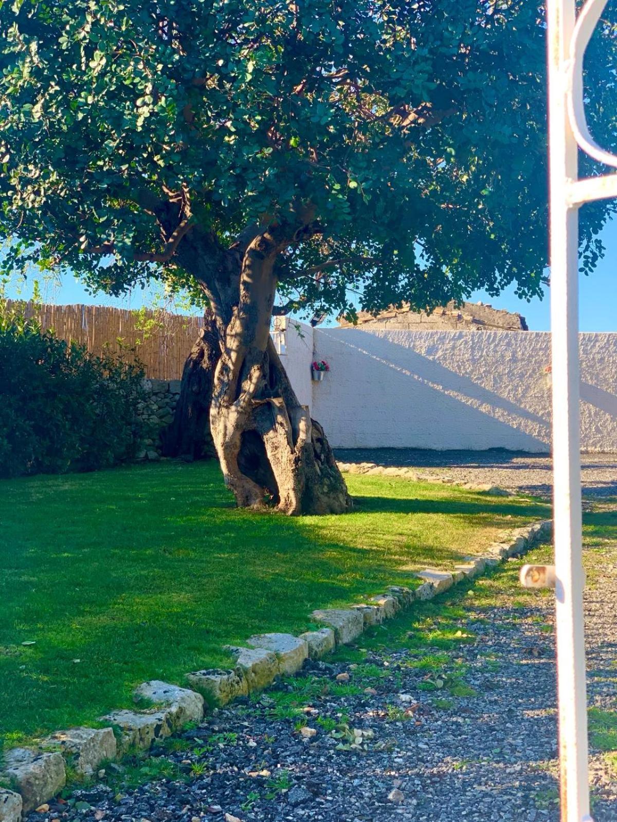 Vila Casa Daviri Modica Exteriér fotografie